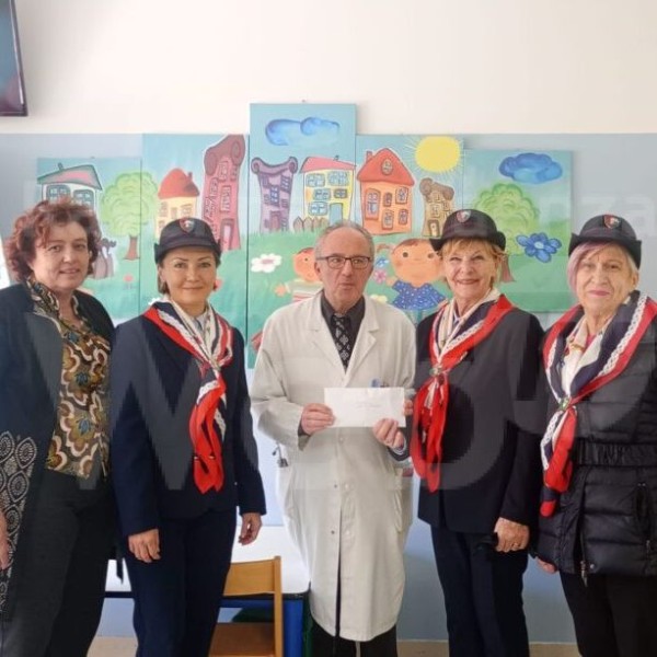 Importante donazione delle Benemerite dell’Associazione Nazionale Carabinieri alla Pediatria di Ravenna